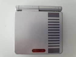 Console Game Boy Advance SP...